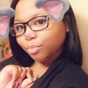 Meet your Posher, Candace